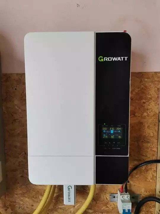 Inversor híbrido solar de 5000ES SPF 5000 ES picovoltio del silicio monocristalino 3500w 5000w de la rejilla