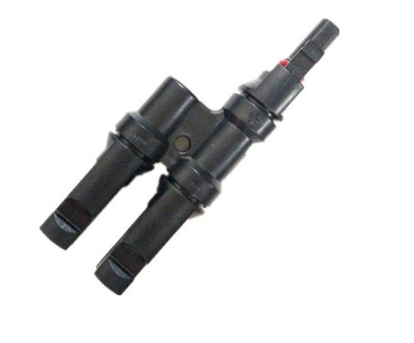 Tipo de T - 2 a 1 conector solar 1000V/1500V IP68 del picovoltio para el sistema eléctrico solar