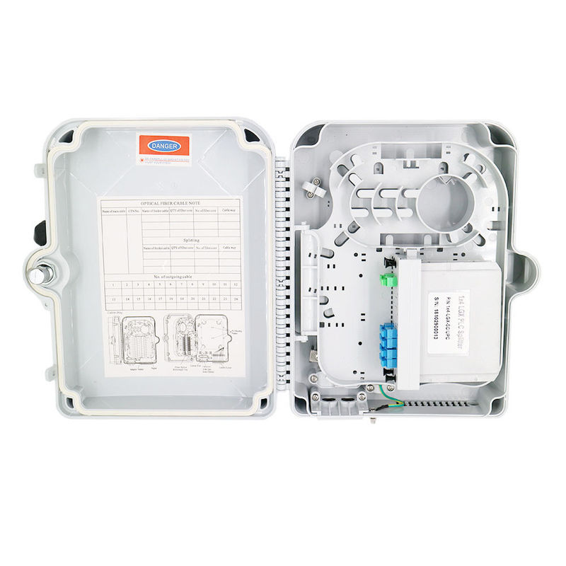 Prenda impermeable al aire libre de la caja de fibra óptica del divisor del PLC del 1:8 de 12 bases para las redes de CATV