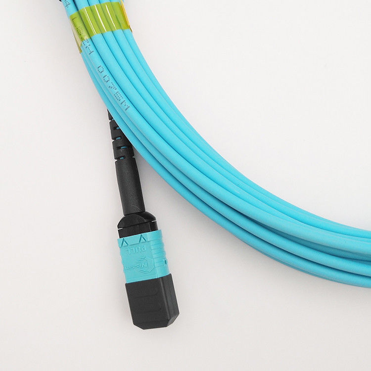 Hochiry MPO/tipo cordón de las fibras del cable 12 del tronco de MTP de remiendo con varios modos de funcionamiento de la fibra OM4 de B