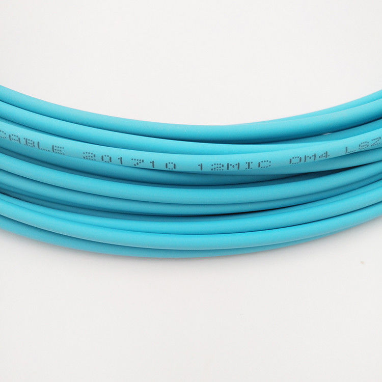 Hochiry MPO/tipo cordón de las fibras del cable 12 del tronco de MTP de remiendo con varios modos de funcionamiento de la fibra OM4 de B
